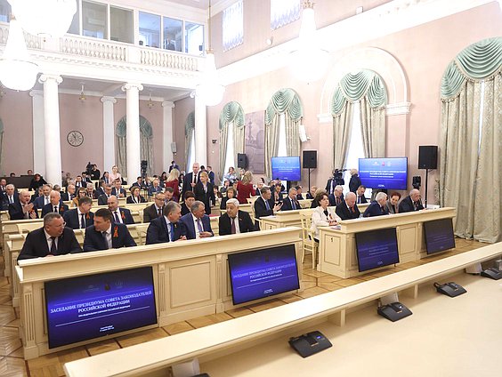 gmABtgaEZxY0BuswQ7B9dPfHVvcFsUeA.jpeg gmABtgaEZxY0BuswQ7B9dPfHVvcFsUeA.jpeg