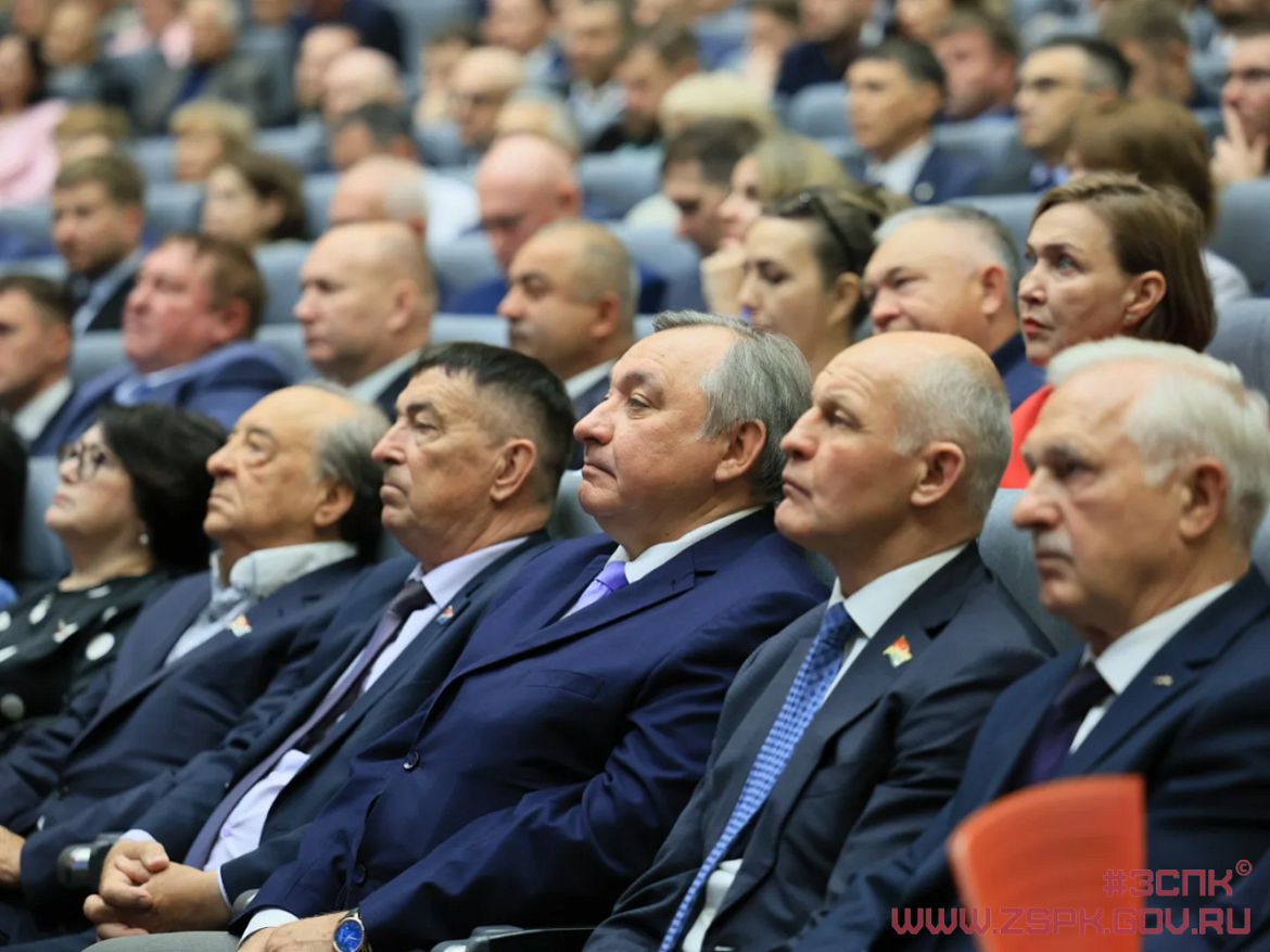 Приморский парламент отметил эффективную работу регионального правительства в 2025 году