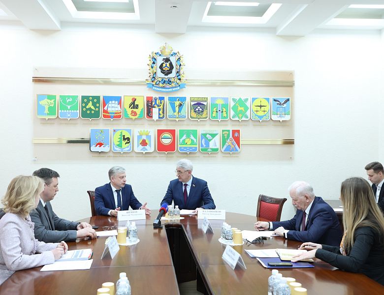 Депутаты и сенатор Хабаровского края поддержали законопроект о продлении эксперимента по ограничению вывоза икры авиапассажирами