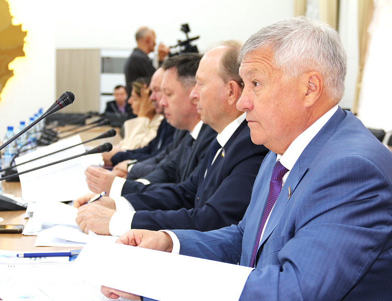 Парламентарии ДФО предложили пересмотреть условия софинансирования  переселения граждан из аварийного жилья 