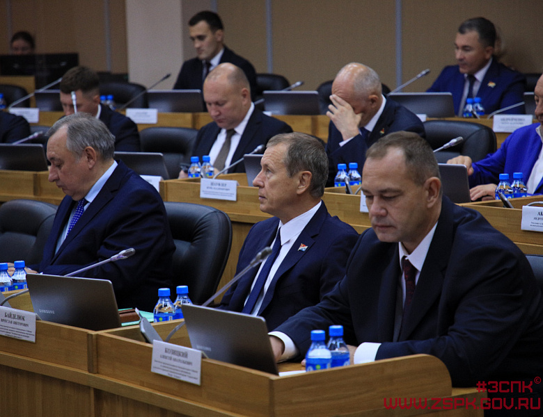 Приморский закон о штрафстоянках дополнили новыми положениями