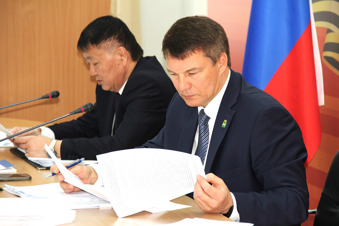 Дальневосточные парламентарии предлагают пересмотреть условия «Семейной ипотеки» и «Дальневосточной и арктической ипотеки» 