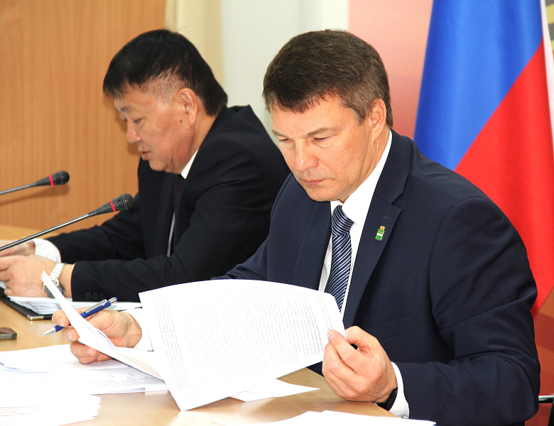 Дальневосточные парламентарии предлагают пересмотреть условия «Семейной ипотеки» и «Дальневосточной и арктической ипотеки» 