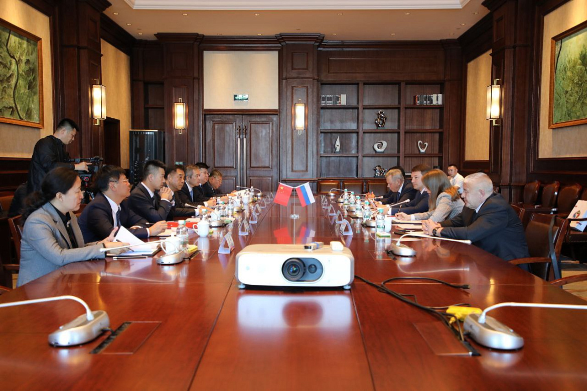  Представители Парламентской Ассоциации встретились с депутатами города Хэйхэ провинции Хэйлунцзян