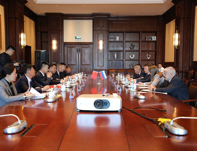  Представители Парламентской Ассоциации встретились с депутатами города Хэйхэ провинции Хэйлунцзян