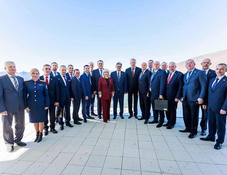 Состоялось первое заседание Магаданской областной Думы восьмого созыва