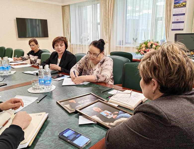  В Камчатском крае началась работа по подготовке фотовыставки «Отец Героя»