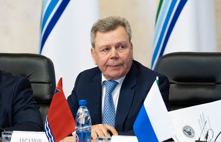 Депутаты ДФО обсудили вопрос совершенствования подходов к отнесению регионов к Арктической зоне