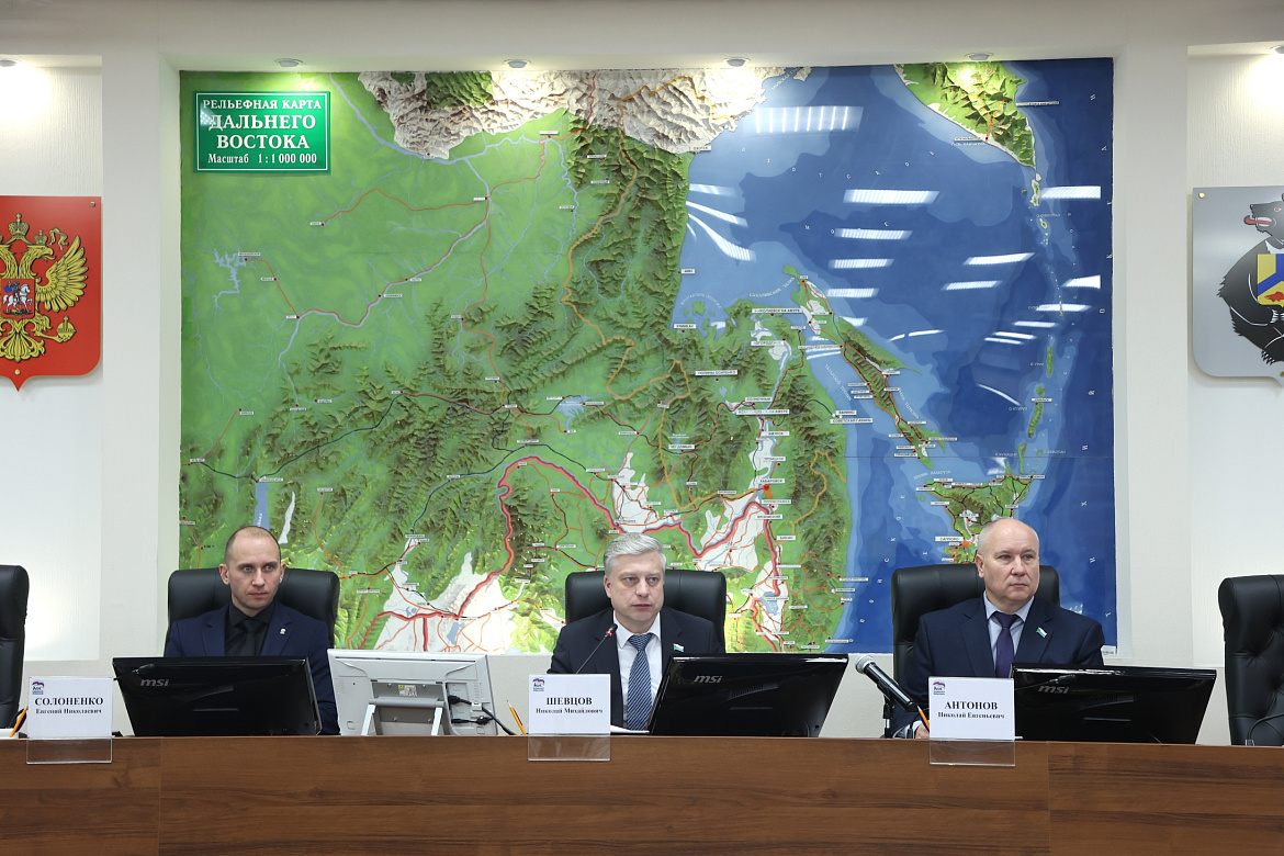  Развитие рыбохозяйственного комплекса Хабаровского края рассмотрели на Правительственном часе