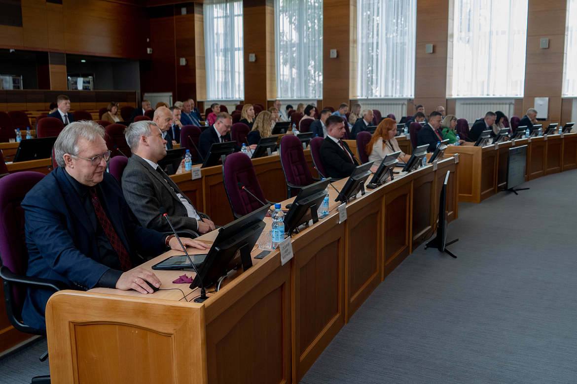 Депутаты поддержали аптечный бизнес в малонаселенных районах Приамурья