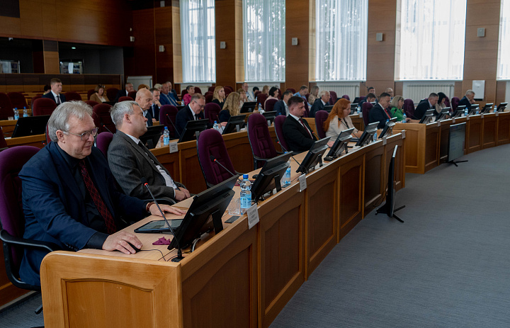 Депутаты поддержали аптечный бизнес в малонаселенных районах Приамурья