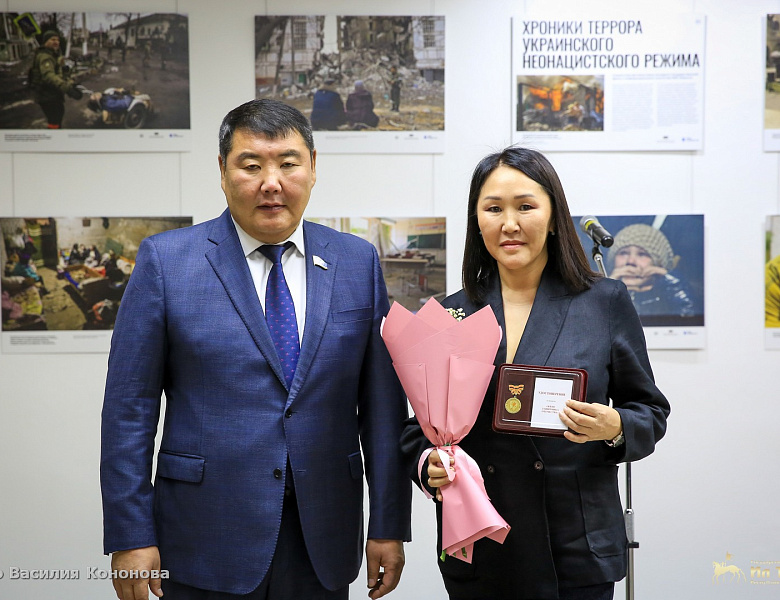 В Ил Тумэне состоялось открытие фотовыставки «Хроники террора украинского неонацистского режима»