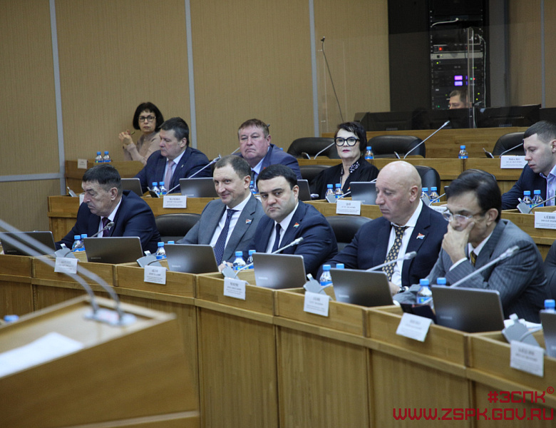 В Приморье дети Героев получат внеочередное право на жилищную выплату 