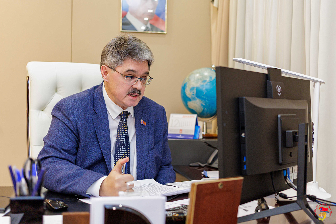 Анатолий Широков внес предложения по совершенствованию системы перезаключения договоров пользования рыболовными участками