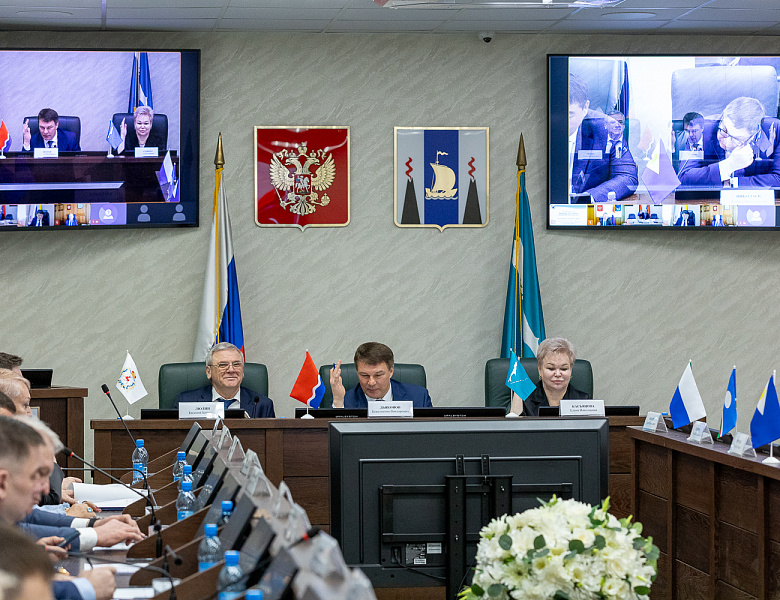 Парламентарии ДФО выступили в поддержку Байкальской экосистемы 